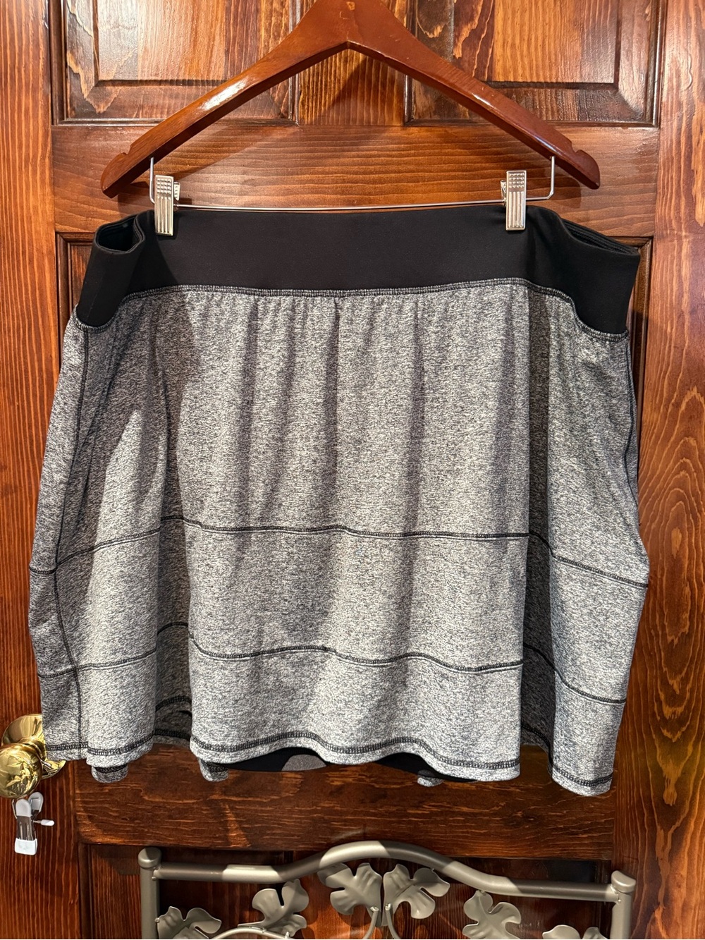 Livi Active Gray Heather Skater Skirt with Black Waistband